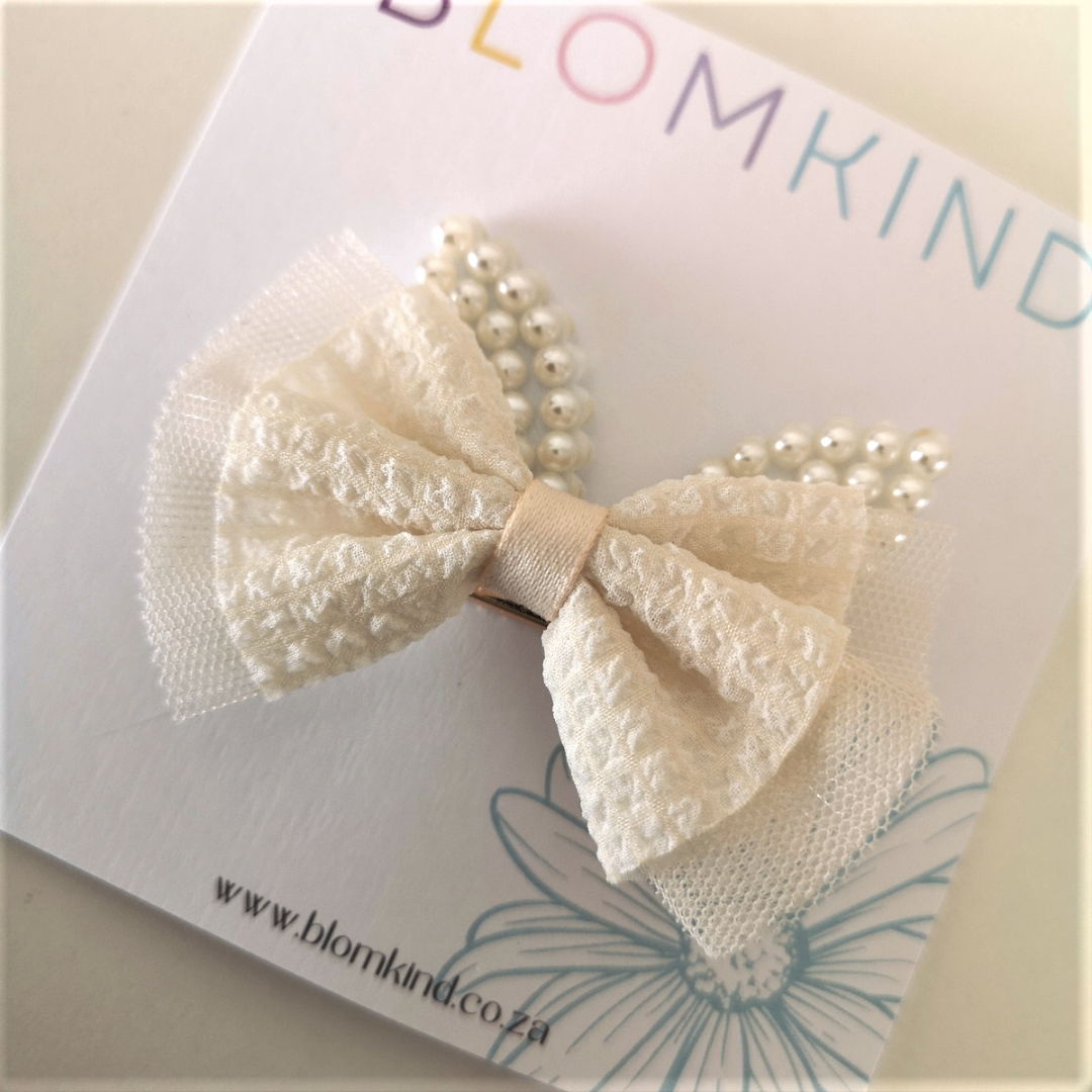 Cream Rabbit Ears Bow Hairclip