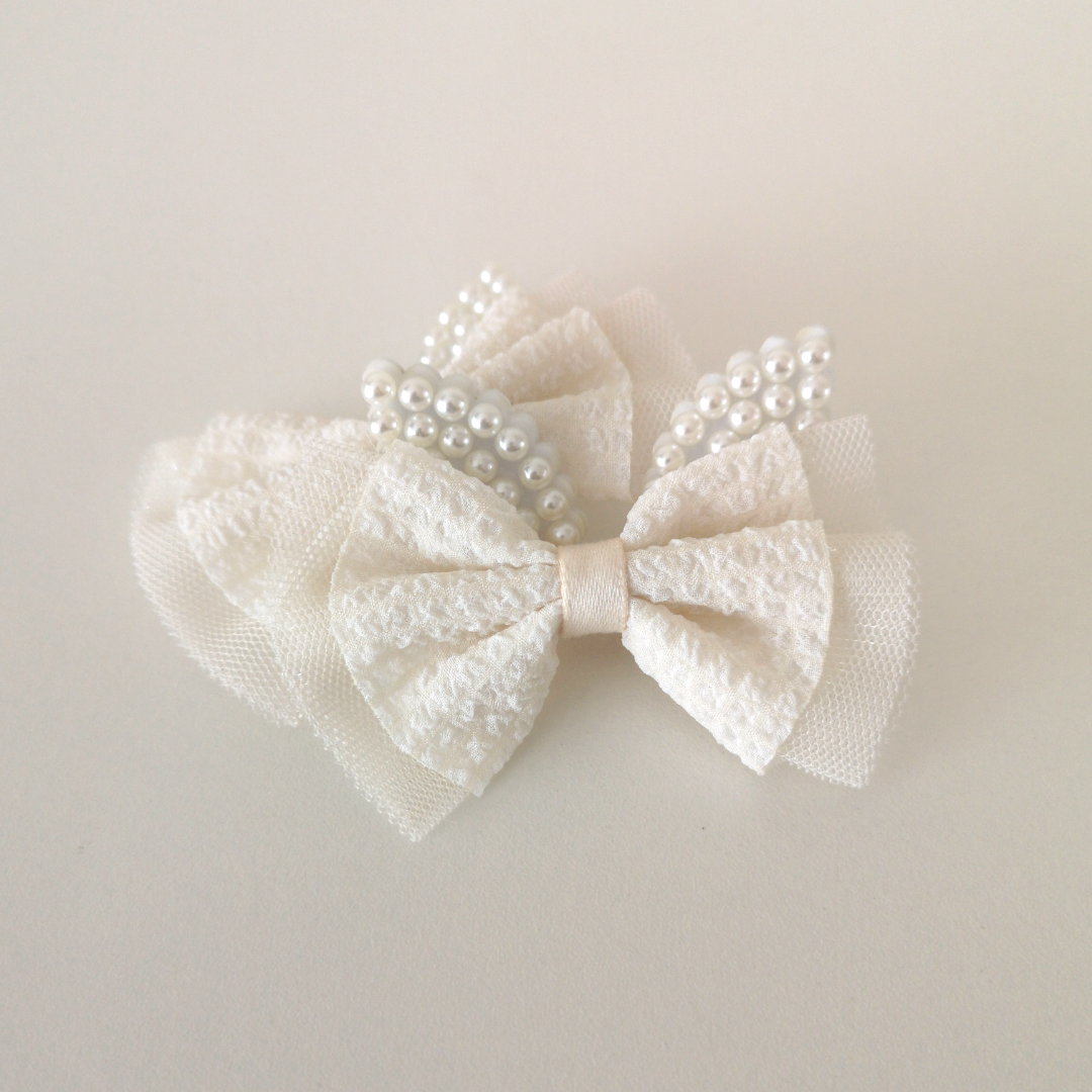 Cream Rabbit Ears Bow Hairclip