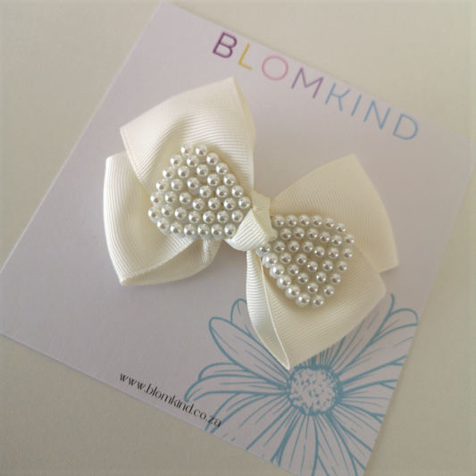 Large Cream & Pearl Bow Hairclip