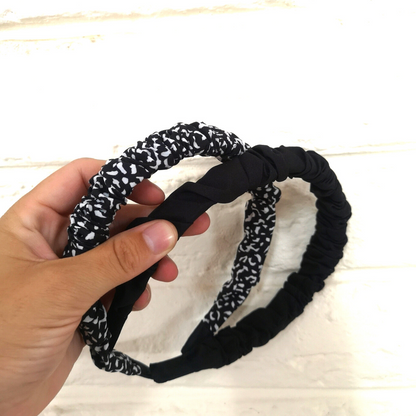 Black & Graphic Hairband Set of 2. Size fits all. 