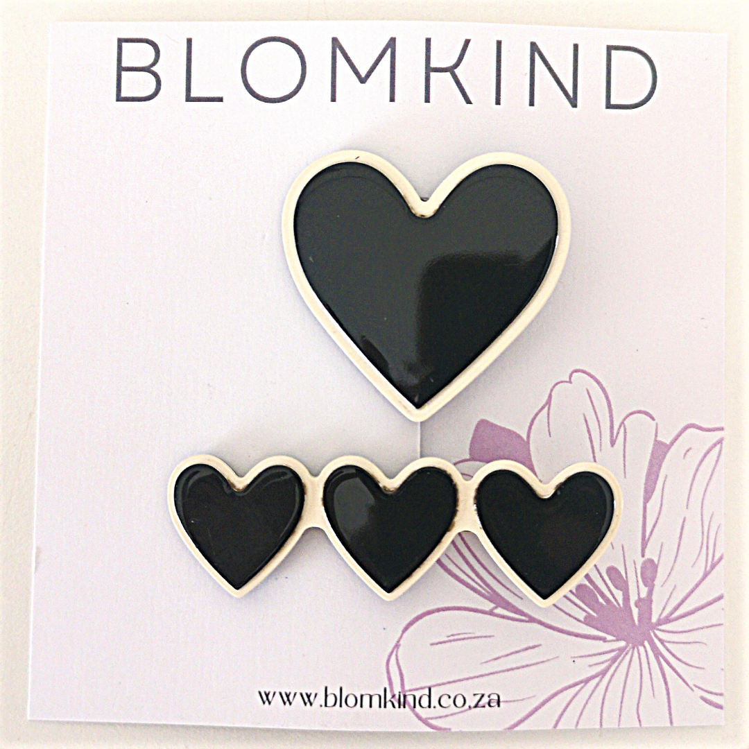 Monochrome Black Heart Hairclips