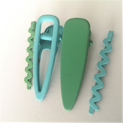 Green Turquoise Spiral Small Metal Hairclips. Set of 2 Alligator clips & 2 hairpins. 