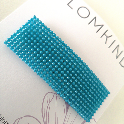 Xlarge Blue Pearl Triangular Hairclip. Large Single hairclip for any occasion. Type: Snap Clip Size: Estimated 8cm x 3cm.